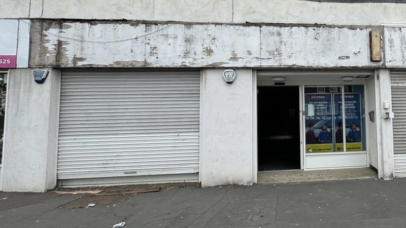 shop to let Wishaw
