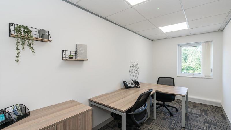 Private office (different sizes available)