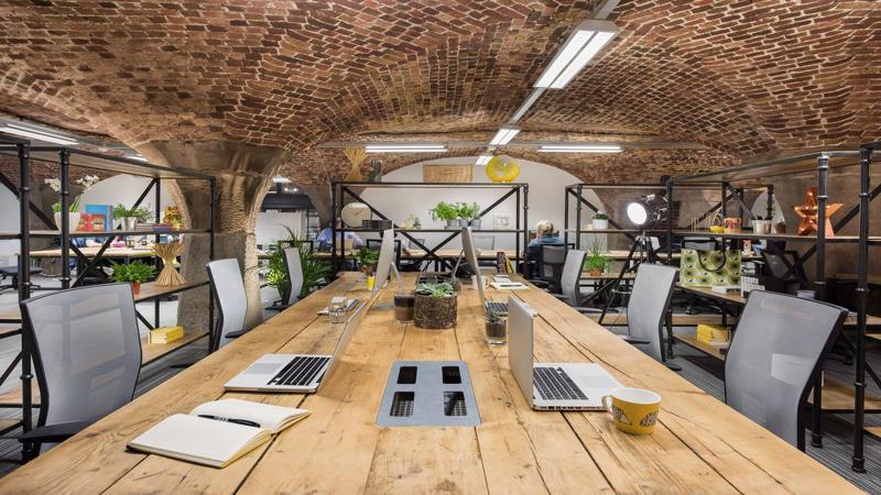 Coworking/shared office