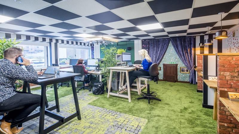 Coworking/shared office