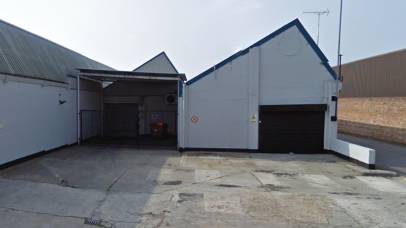 warehouse for sale / to let London