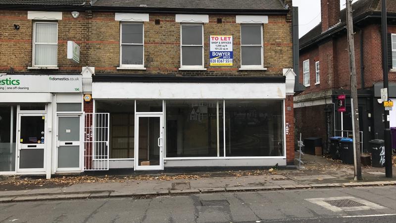 Shop To Let in Enfield