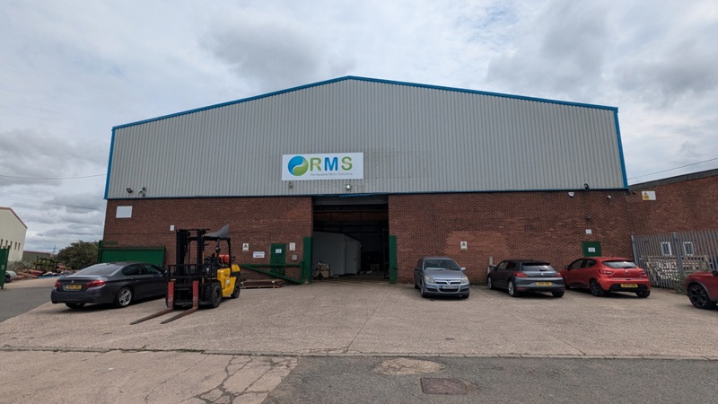 Light Industrial Unit To Let 