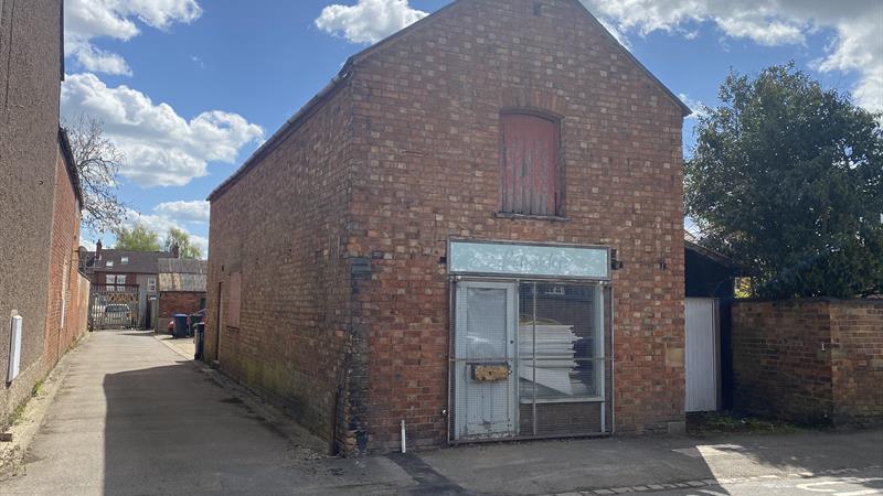 Workshop For Sale in Rugby